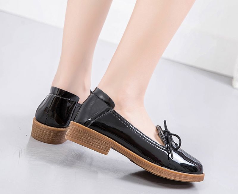 Kymi Naisten Vapaa-ajan Nahkaiset Loafer-kengät - Beige