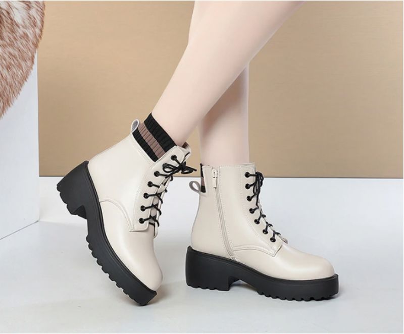 Lameda Naisten Talvisaappaat - Beige Wool