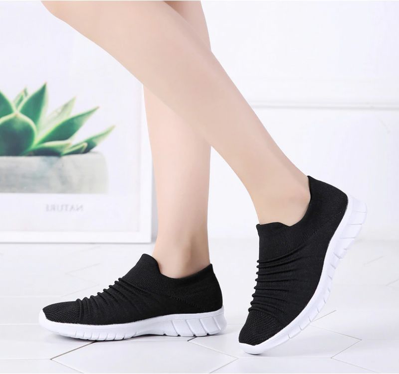 Lanet Naisten Hengittävät Mukavat Slip-on Loafers Mustat Kengät - Musta