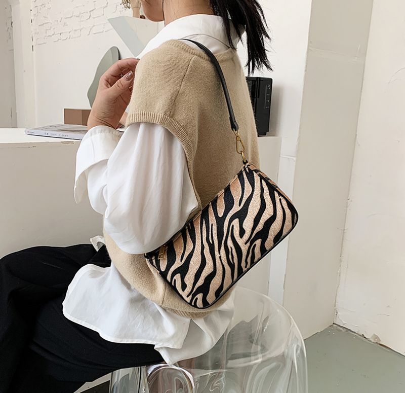 Latoya Käsilaukut - Khaki