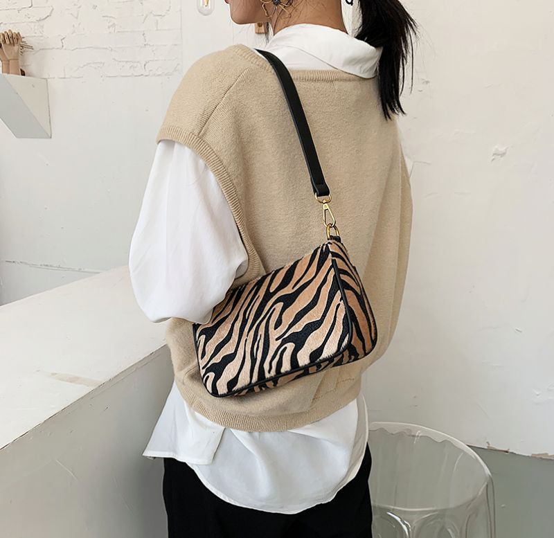 Latoya Käsilaukut - Khaki