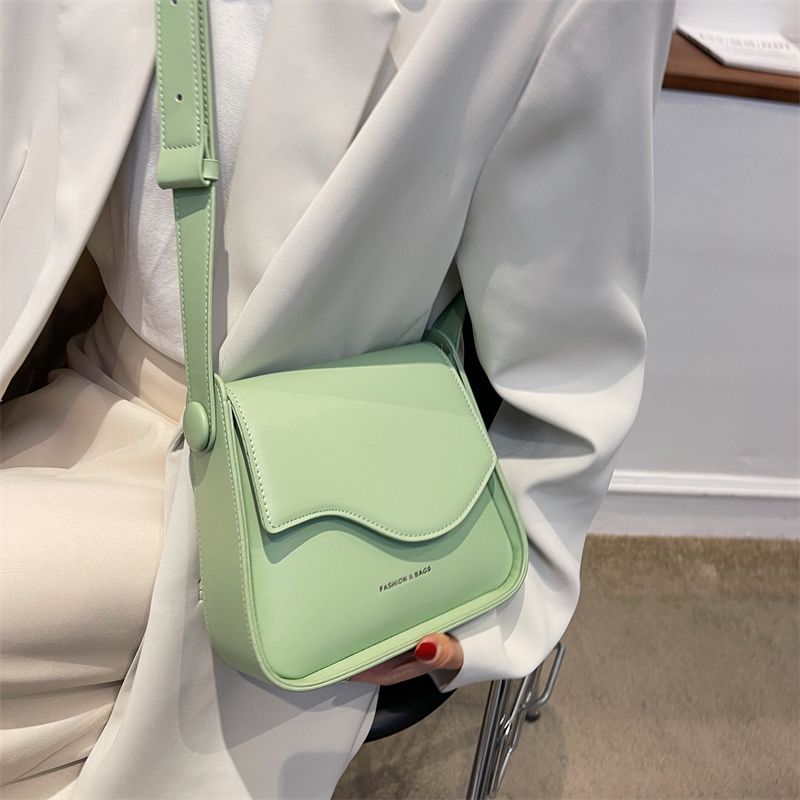 Latty Naisten Pieni Nahkainen Crossbody Käsilaukku - Vihreä