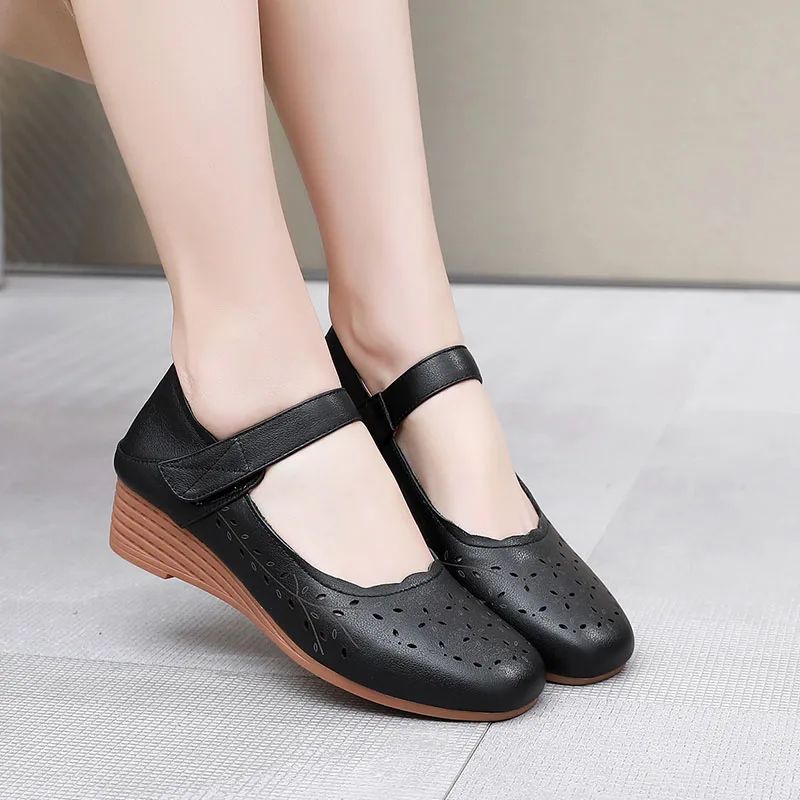 Laura Naisten Wedges Heel Sandaalit - Valkoinen