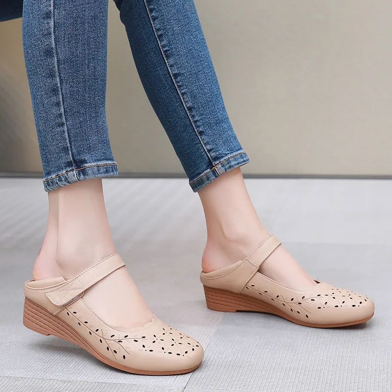 Laura Naisten Wedges Heel Sandaalit - Valkoinen