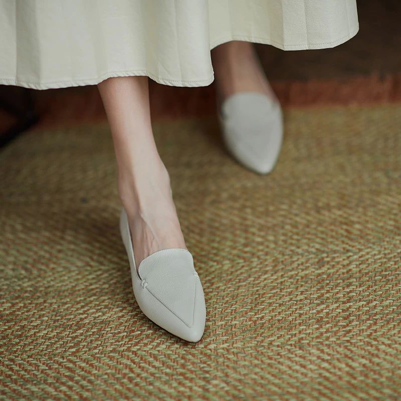 Leron Naisten Nahkainen Design-loafer - Beige
