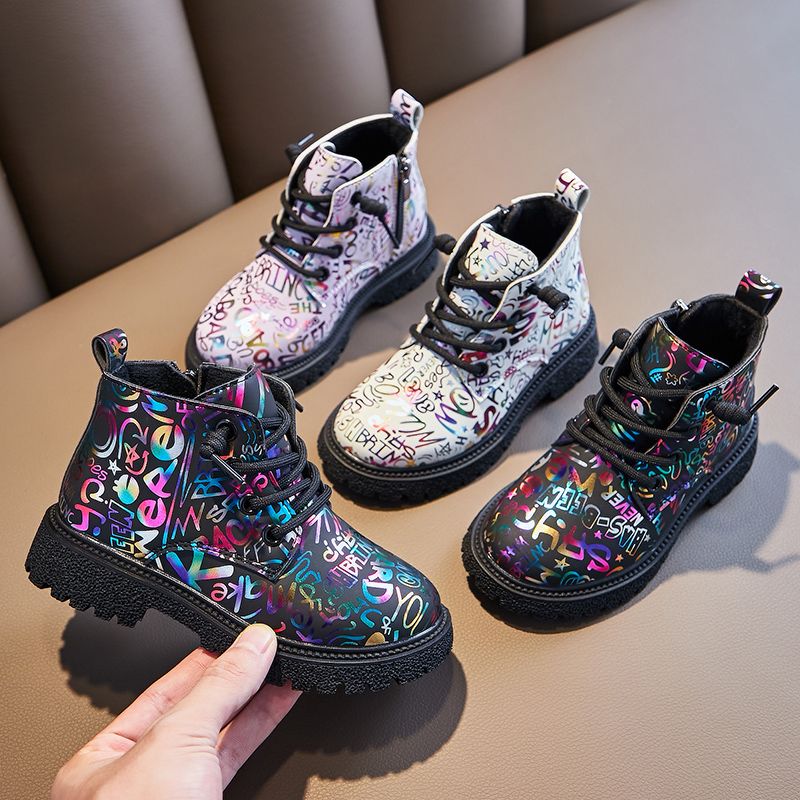Lia Tyttöjen Chelsea Boot - Musta