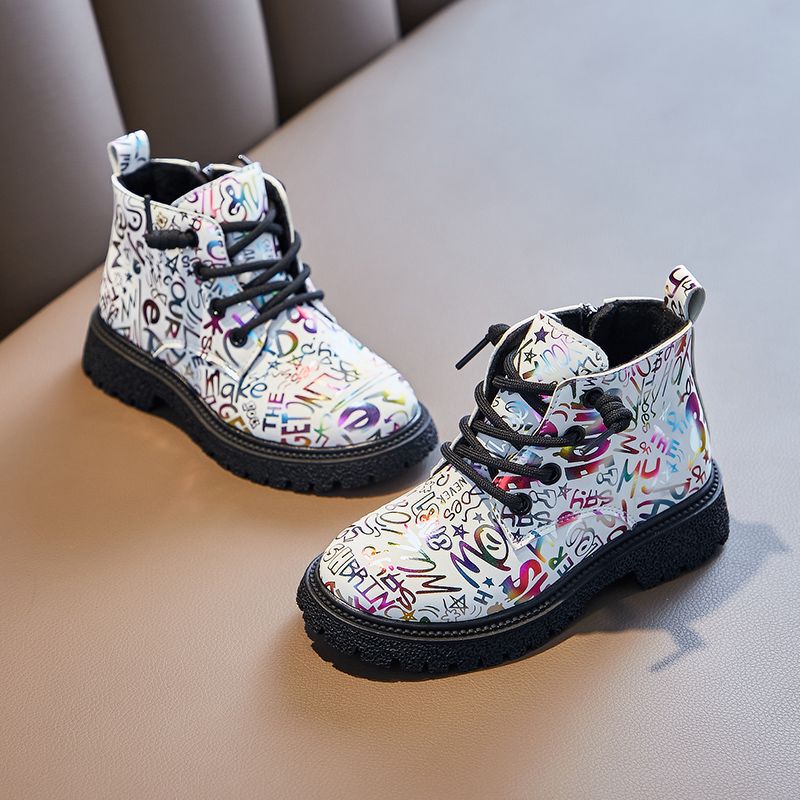 Lia Tyttöjen Chelsea Boot - Musta