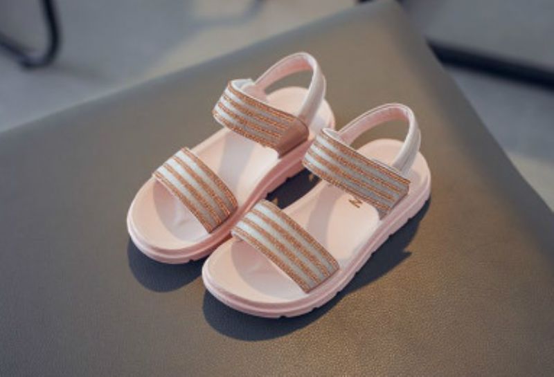 Lily Girlsin Rento Sandaali - Valkoinen