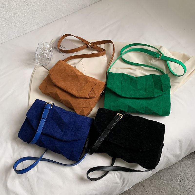 Lina Naisten Designer Crossbody -olkalaukku - Ruskea