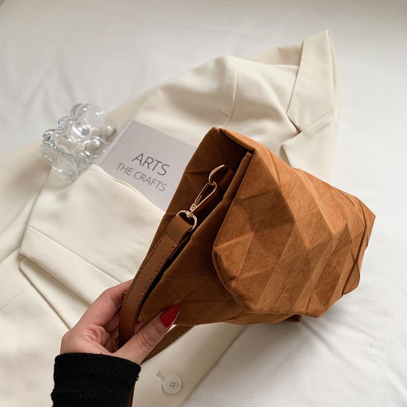 Lina Naisten Designer Crossbody -olkalaukku - Ruskea