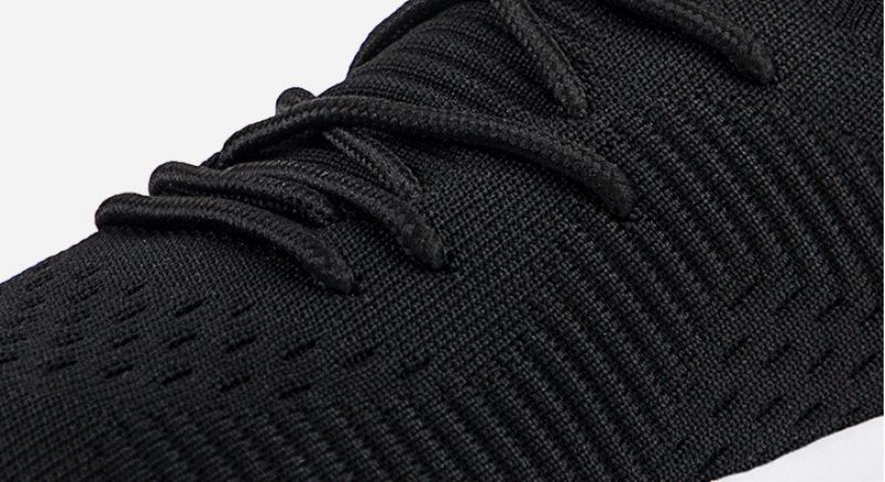 Liukumaton Triumph Outdoor Juoksukengät Unisex -lenkkari - Musta