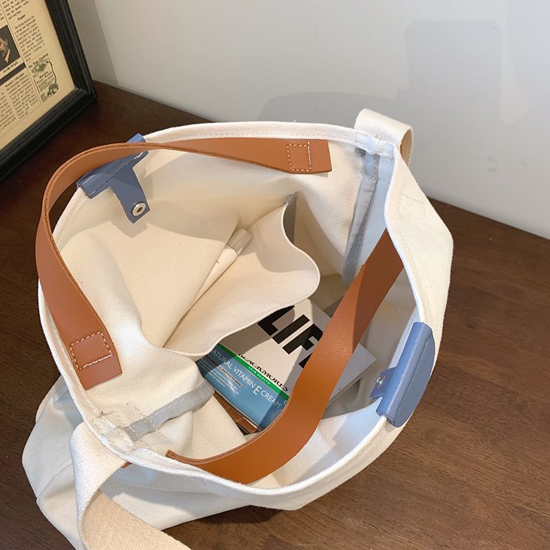 Lola Naisten Suuri Suurikapasiteettinen Kangaskäsilaukku - Beige