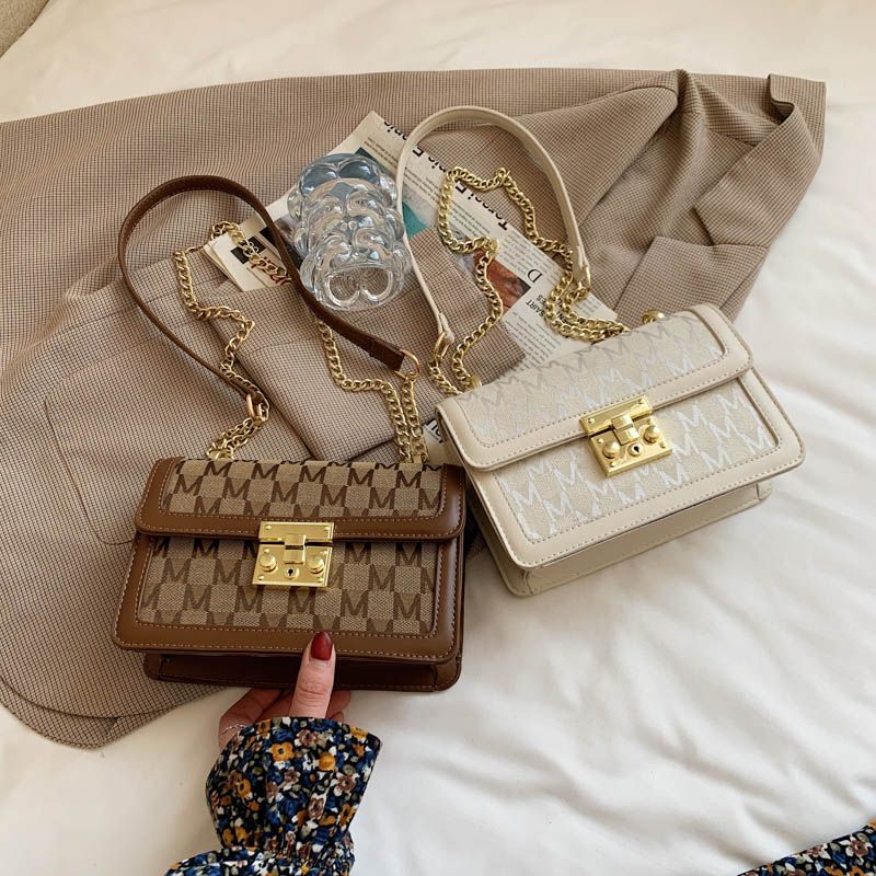 Lolis Naisten Pieni Nahkainen Crossbody Käsilaukku - Kahvi