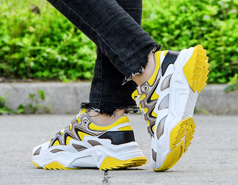 Loreto Naisten Platform Walking Fashion -lenkkarit - Keltainen