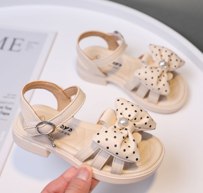 Lorraine Tyttöjen Mekkosandaali - Beige
