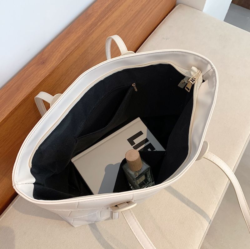 Lucy Naisten Ylellinen Nahkainen Käsilaukku - Beige