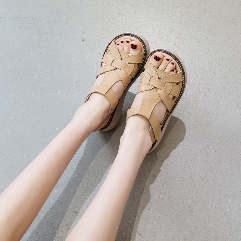 Macry Naisten Peep Toe Wedges -sandaalit - Musta