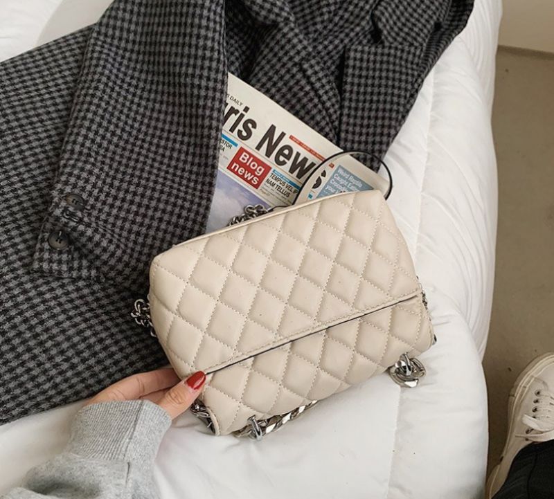 Margaret Naisten Käsilaukku - Beige