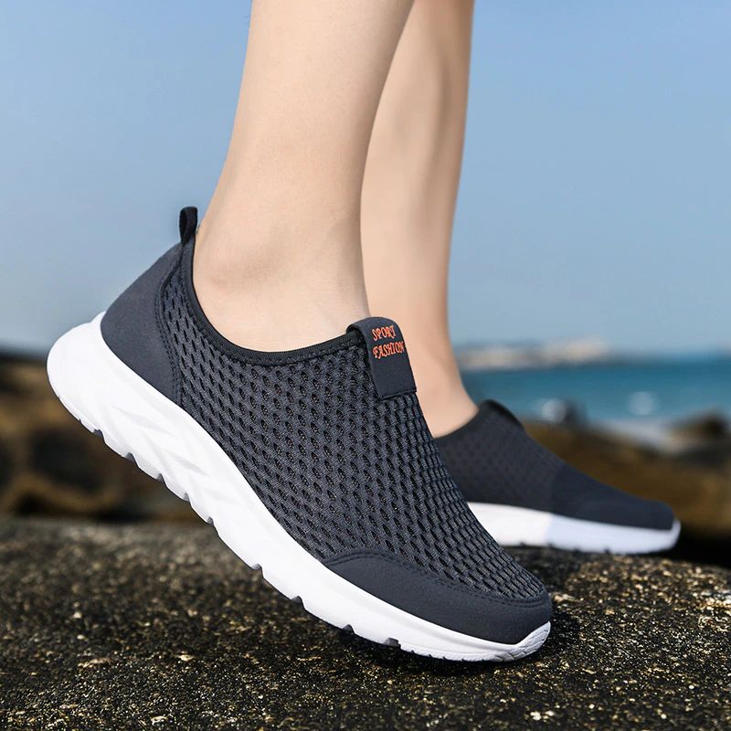 Miesten Celik Slip-on -lenkkarit - Musta