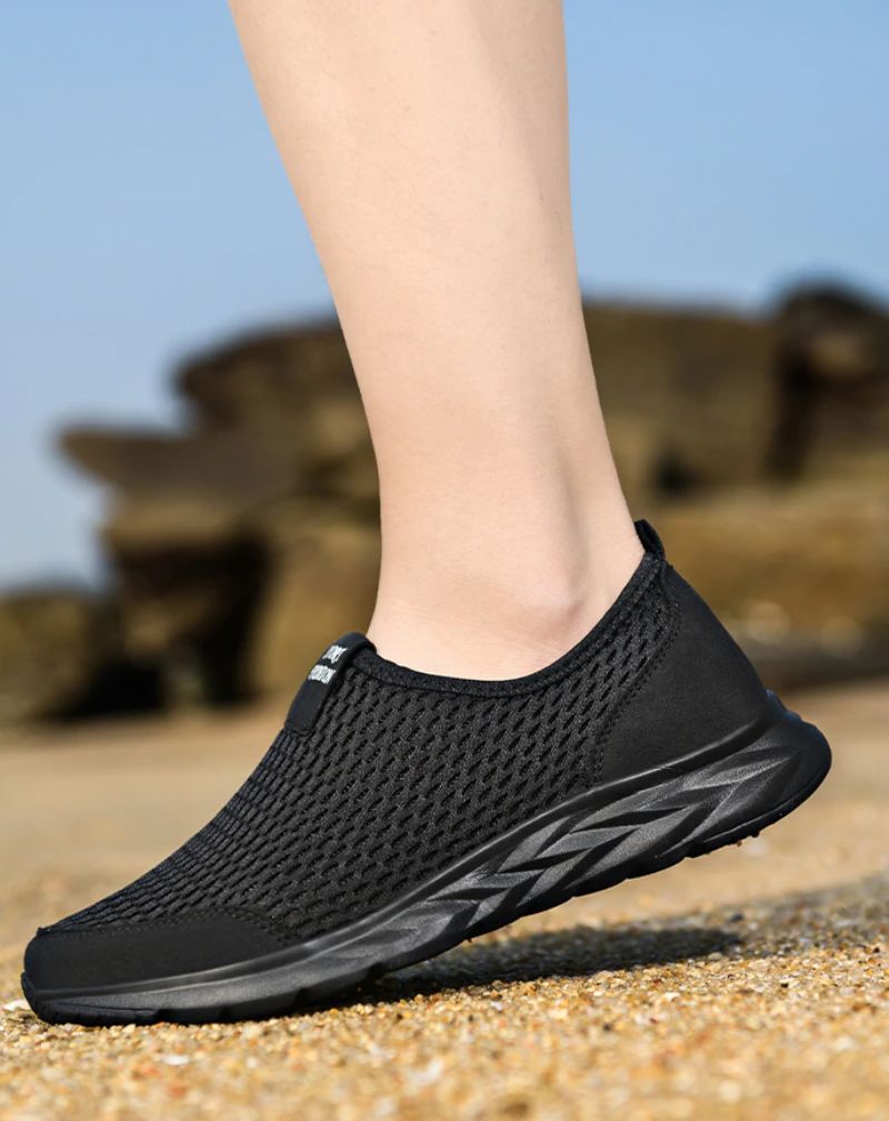 Miesten Celik Slip-on -lenkkarit - Musta