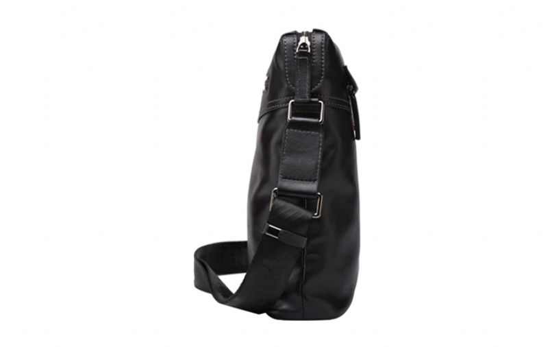 Miesten Octavio Crossbody - Musta