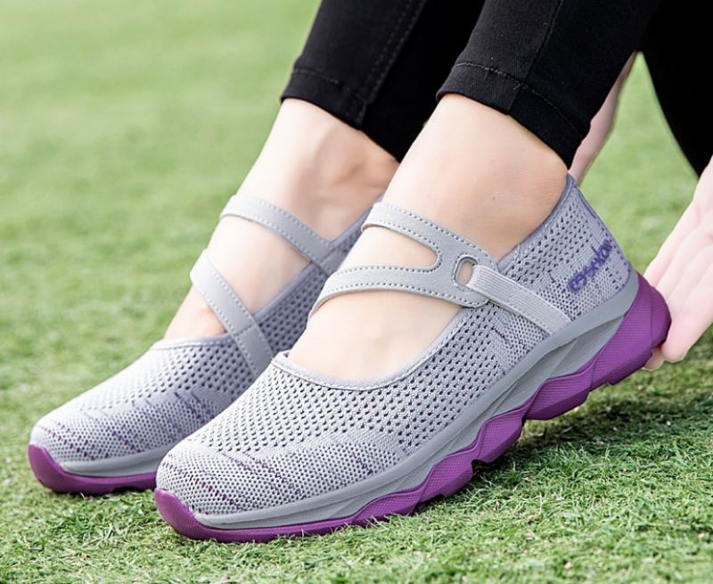 Miliani Naisten Slip-on Walking Loafer -kengät - Musta
