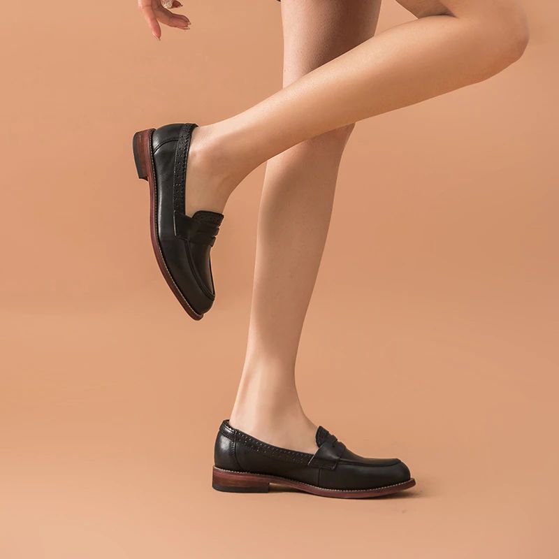 Monacon Naisten Klassiset Loafer-kengät - Musta