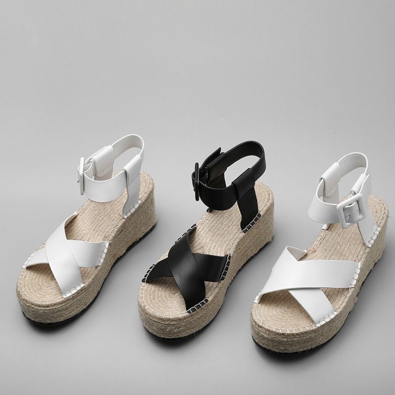 Montaner Wedges - Musta