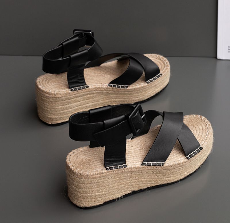 Montaner Wedges - Musta