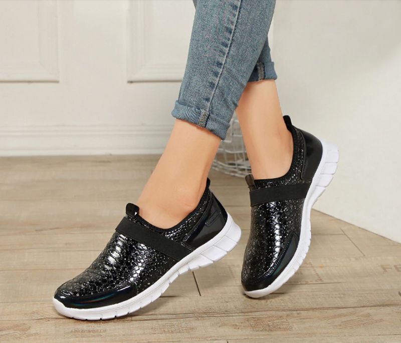 Naisten Aina Slip-on Mustat Kengät - Musta