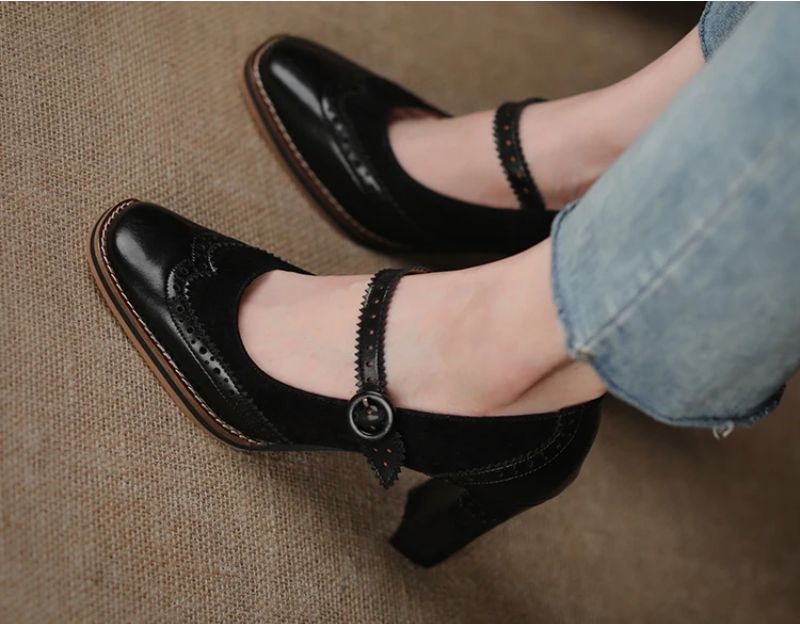 Naisten Albany Brogues -pumppukengät - Aprikoosi