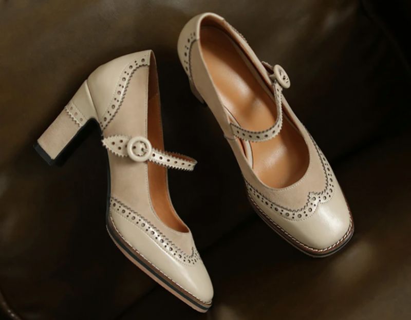 Naisten Albany Brogues -pumppukengät - Aprikoosi