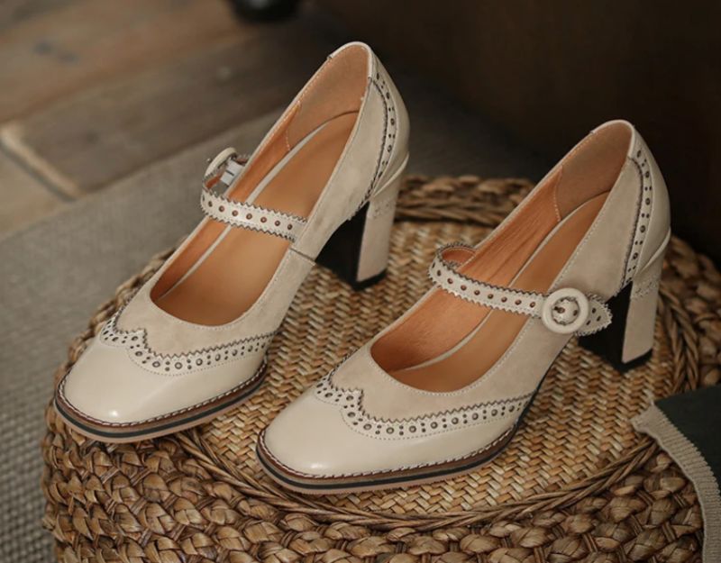 Naisten Albany Brogues -pumppukengät - Aprikoosi
