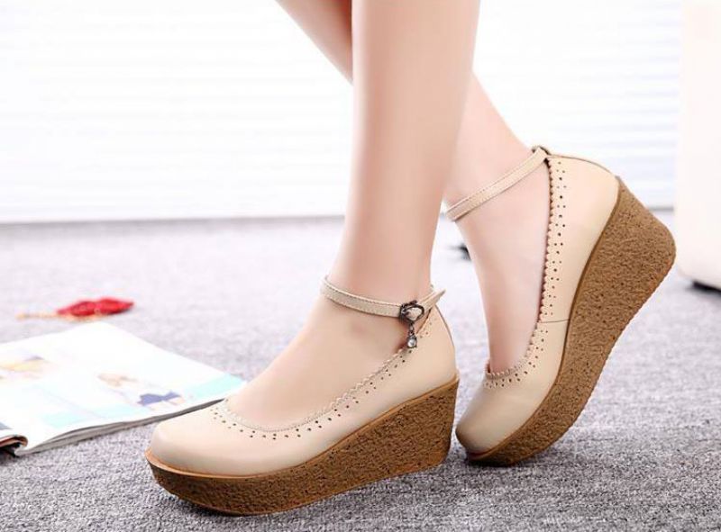 Naisten Altamira Wedge Platform -kengät - Khaki