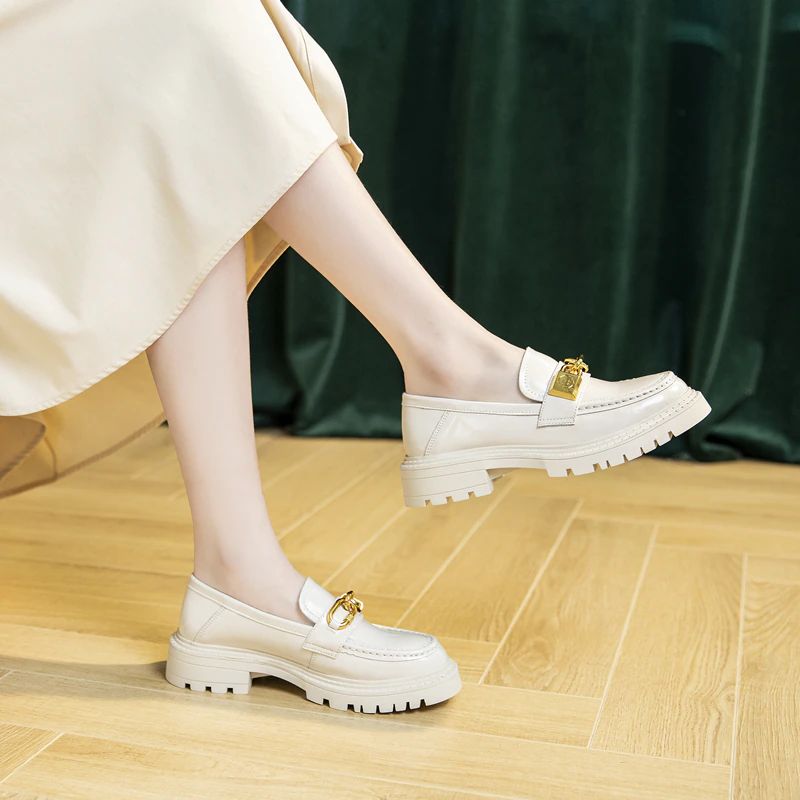 Naisten Amadeo Loafer -kengät - Beige
