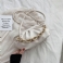 Pieni Beige