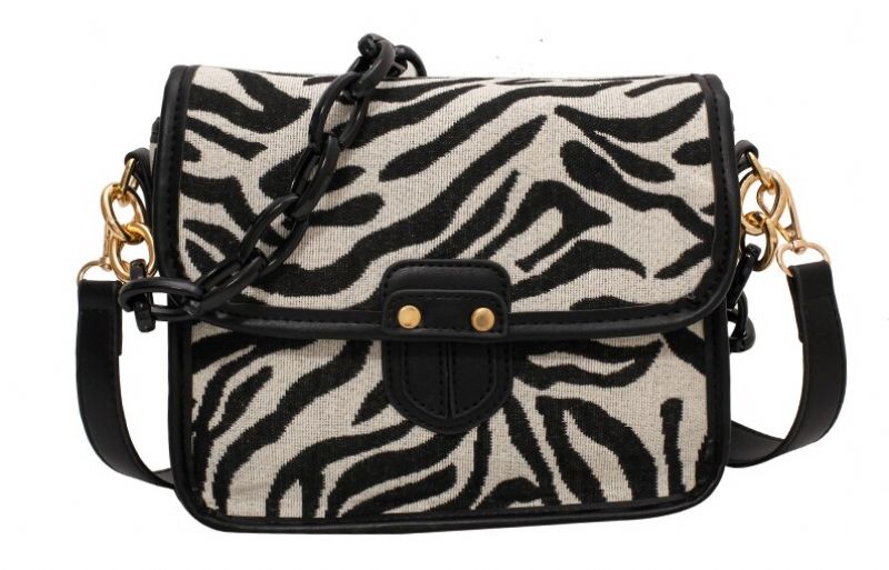 Naisten Basilio Crossbody -käsilaukku - Seeprakuvio