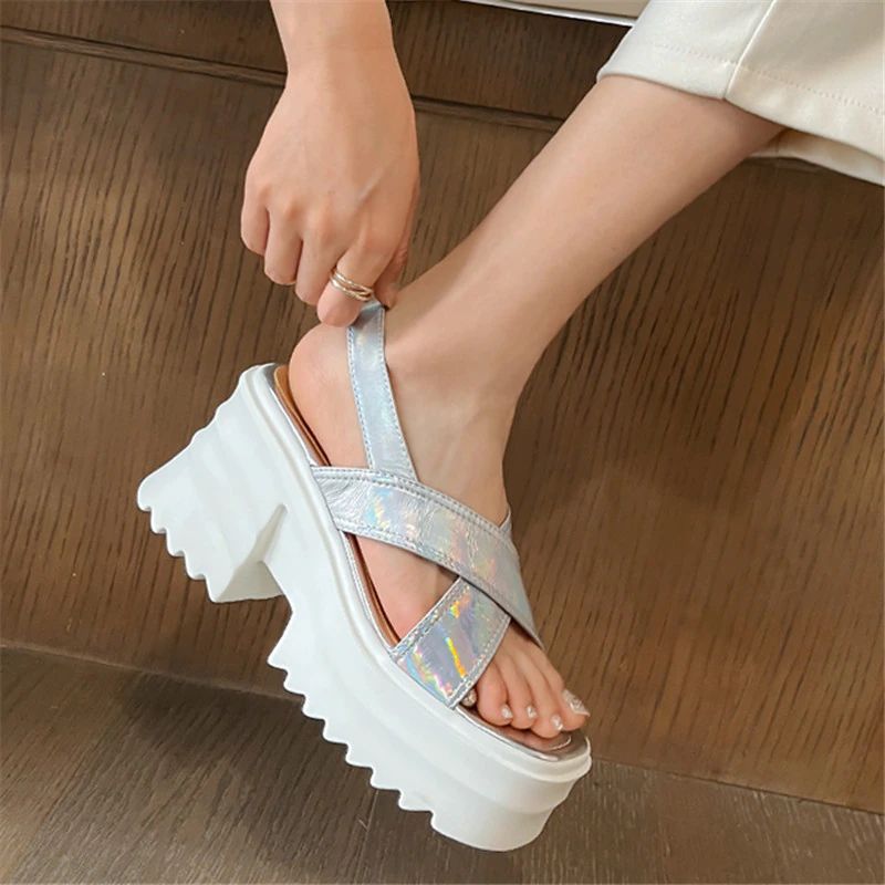 Naisten Begonia Platform Sandaalit - Beige