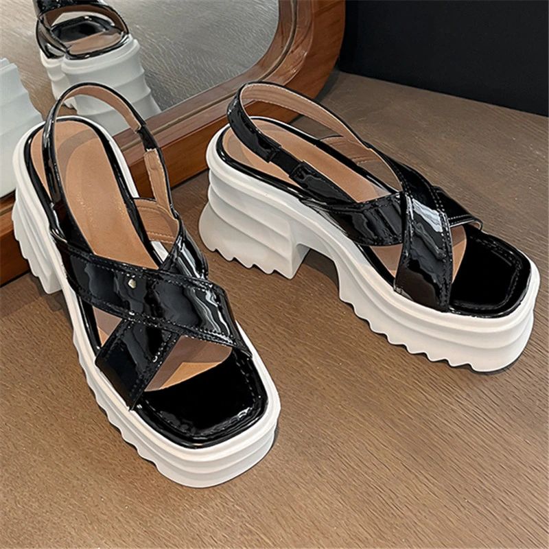 Naisten Begonia Platform Sandaalit - Beige