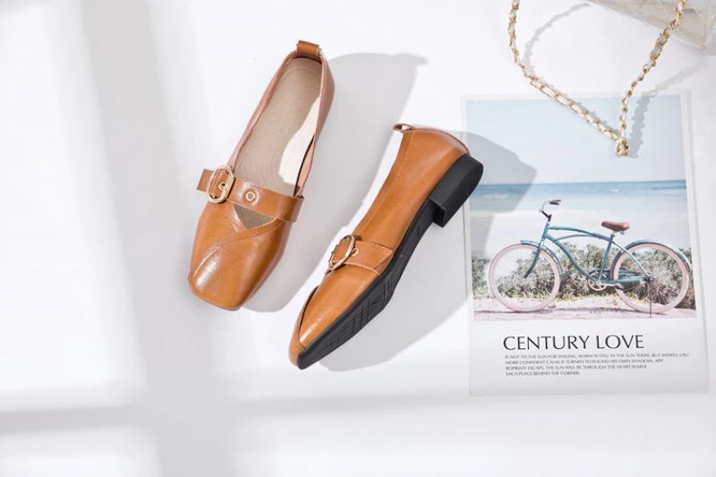 Naisten Claudi Loafer -kengät - Punainen