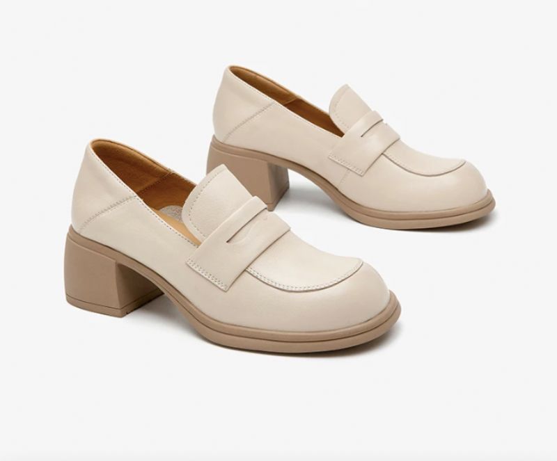 Naisten Eizy Moccasin -kengät - Beige
