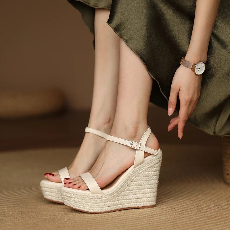 Naisten Evolet Wedges -sandaalit - Beige