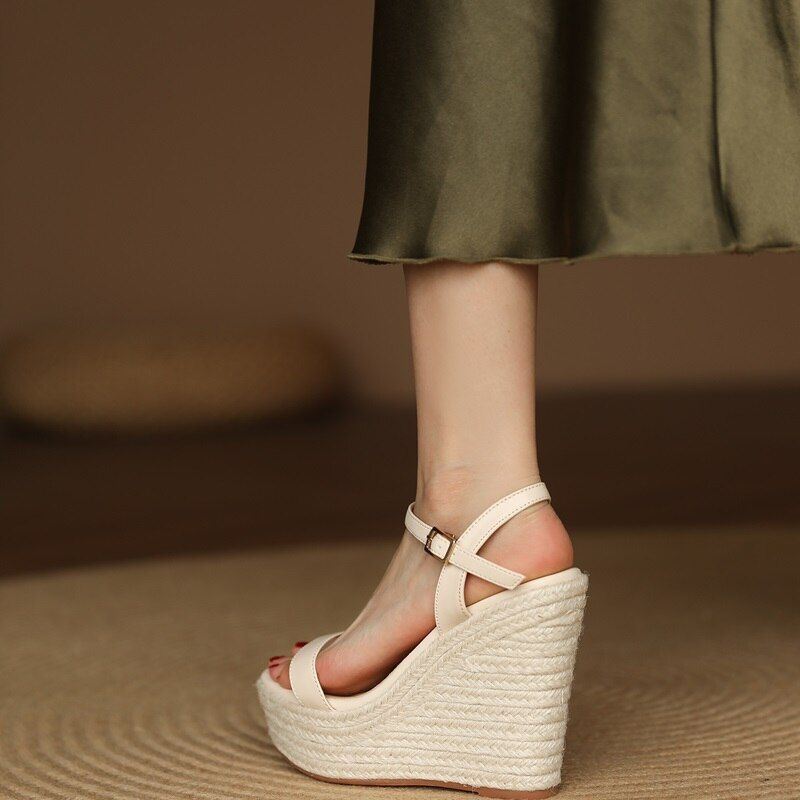 Naisten Evolet Wedges -sandaalit - Beige