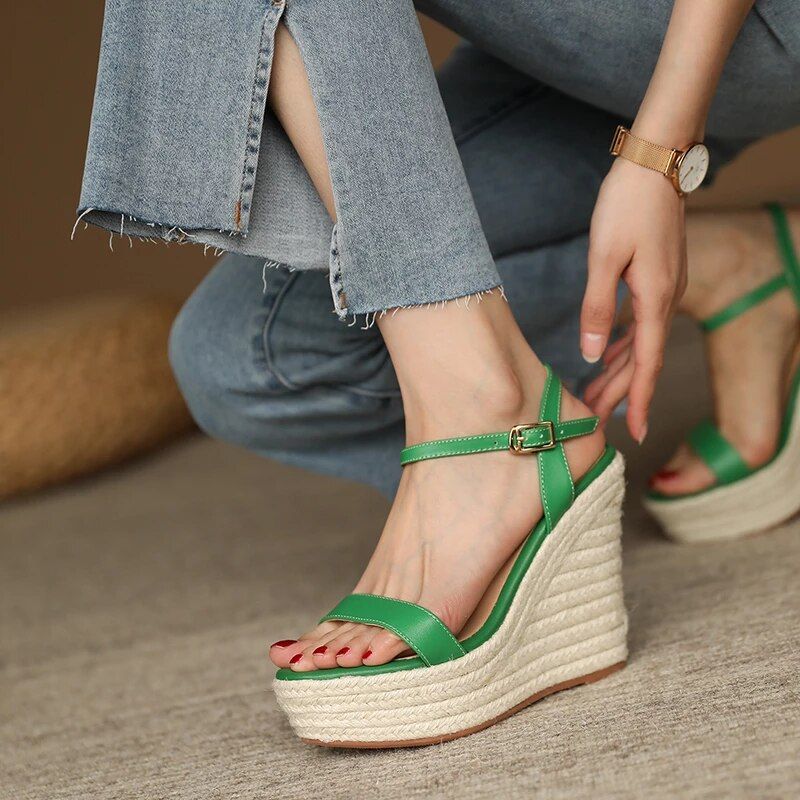 Naisten Evolet Wedges -sandaalit - Beige