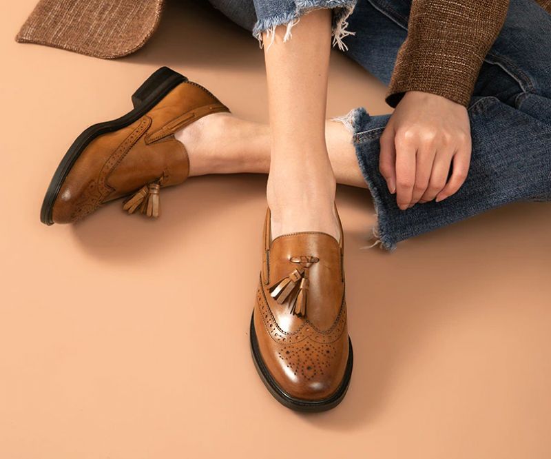Naisten Polaco Slip-on Nahkaiset Loafer Mustat Kengät - Musta