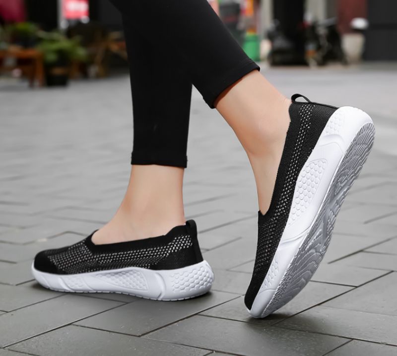 Naisten Rania Slip-on Mustat Kengät - Musta