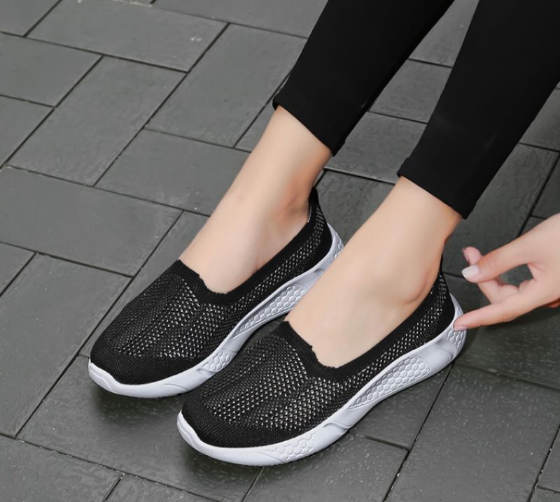Naisten Rania Slip-on Mustat Kengät - Musta