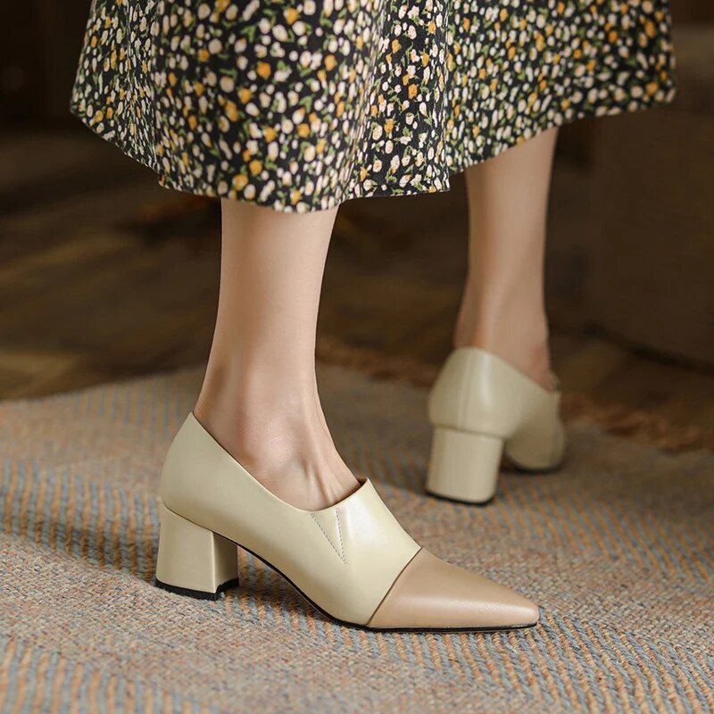 Naisten Romelia Pumps -kengät - Beige
