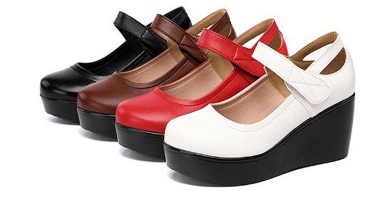 Naisten Scarlett Platform Wedges -kengät - Musta