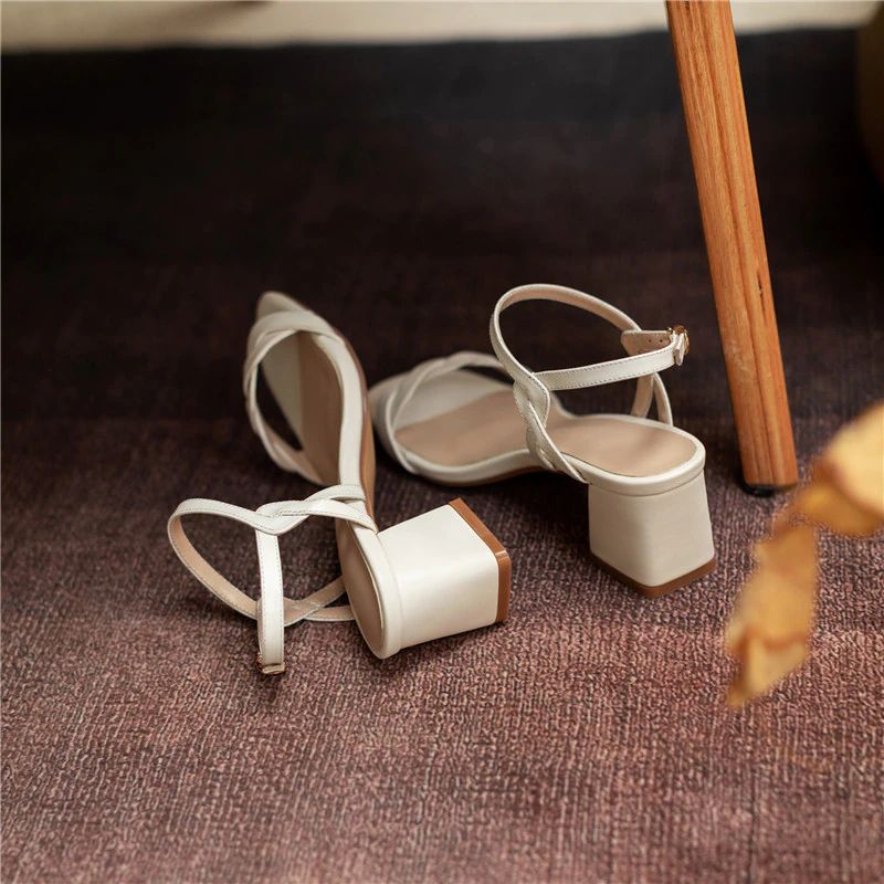 Naisten Tina Sandaalit - Beige